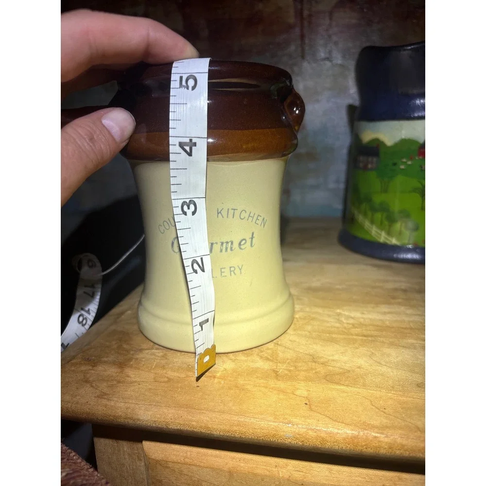 Vintage Country Kitchen Gourmet Toolery Stoneware Crock Small Two Tone Brown 5in